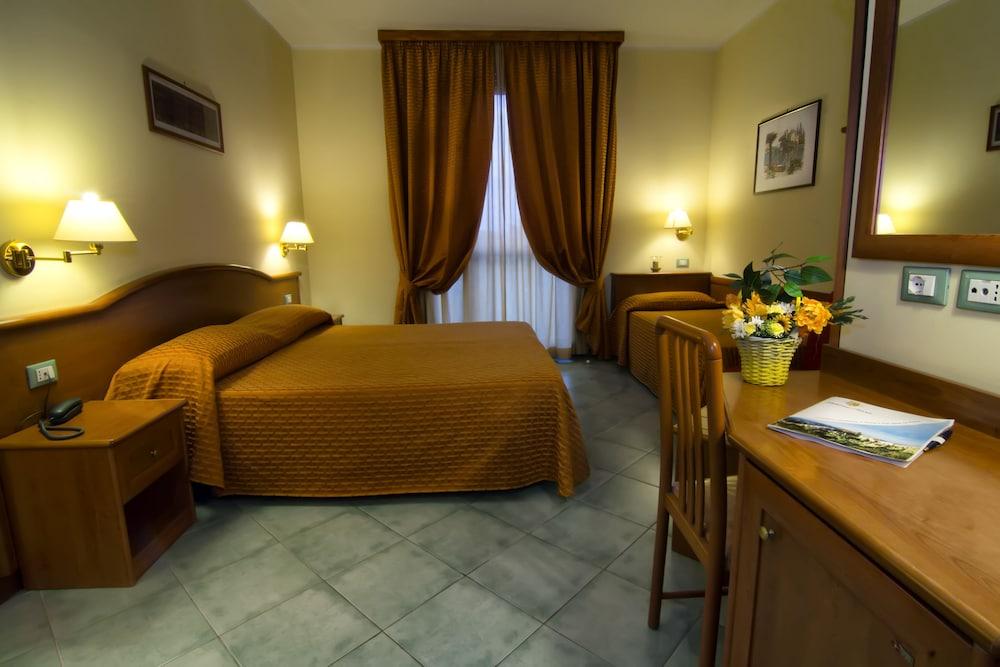 Hotel Degli Amici อาร์เทนา ภายนอก รูปภาพ