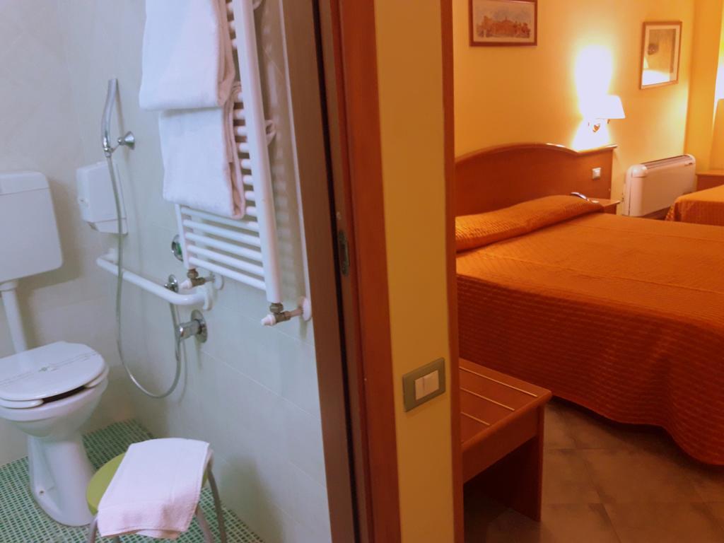 Hotel Degli Amici อาร์เทนา ภายนอก รูปภาพ